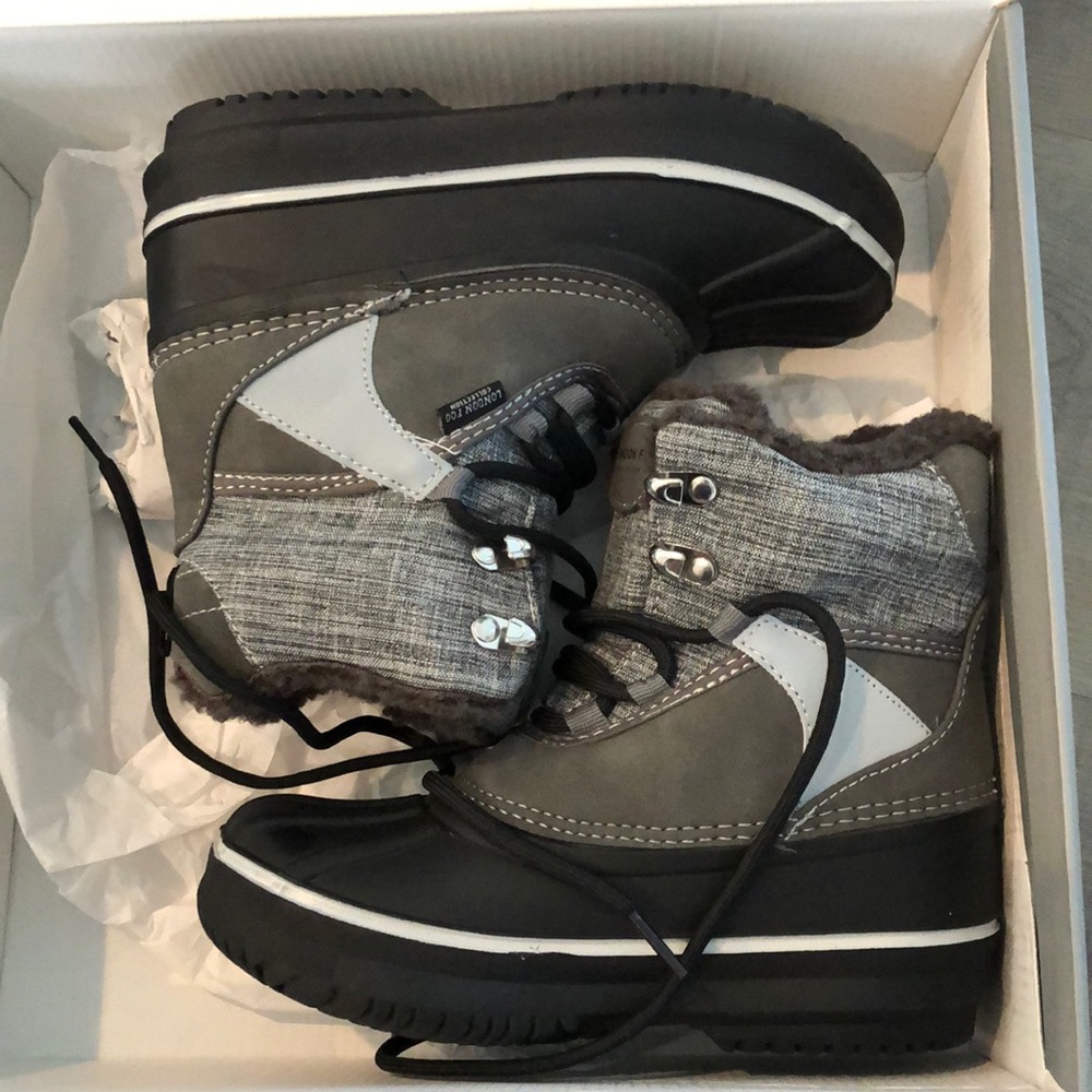 Kids winter boots